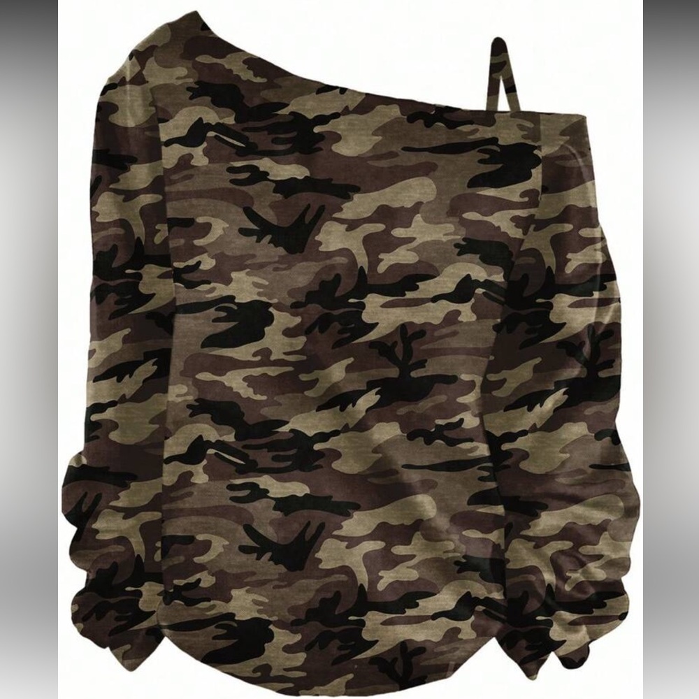 Asymmetrical Camouflage Print Long Sleeve Top NEW 🏷️